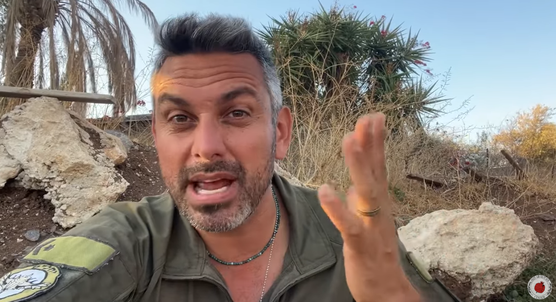 (Day 748) Swords of Iron – “Pitch Black”